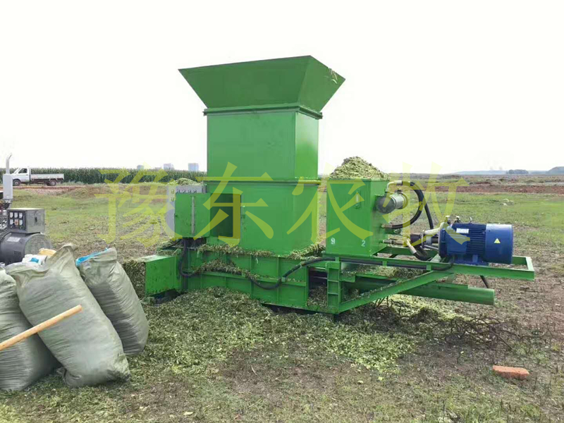 方捆秸秆打包机
